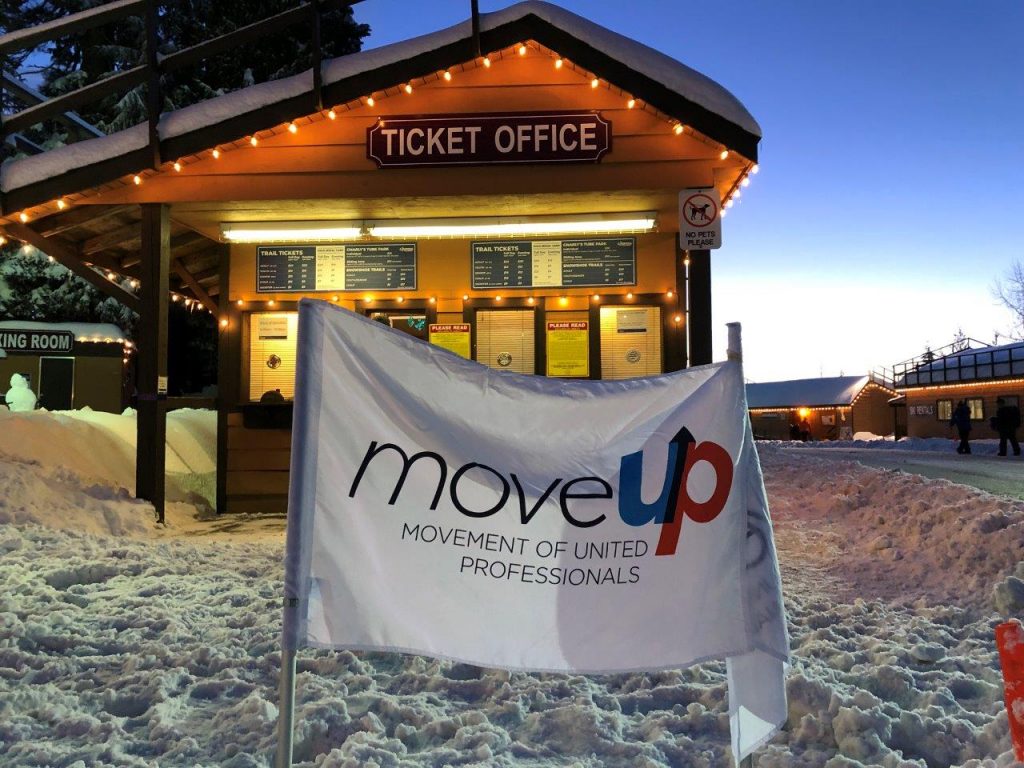 Snowshoeing at Cypress Mountain MoveUP