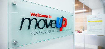 Welcome to MoveUP sign