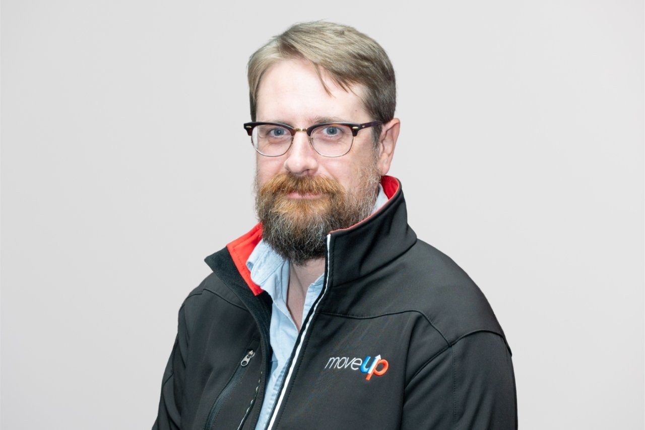 You are currently viewing Chris Shier
